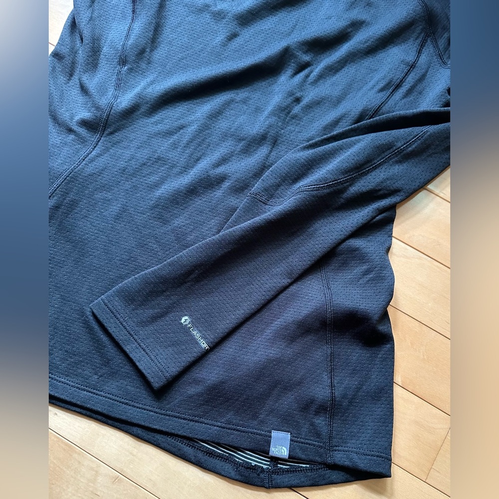 The North Face · Flashdry base layer · size s
